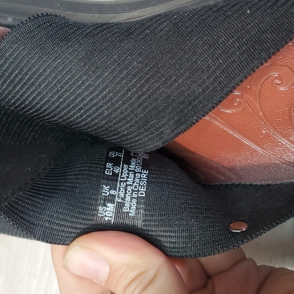 Bzees Womens Comfort Desire Peep Toe Elastic Strap Wedge Sandals shoes sz 10M - Picture 9 of 11